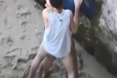 Aksi Ngintip Sejoli Bersetubuh Di Pantai Bali