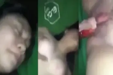 Gadis Desa Perawan Pertama Kali Ngentot Indo